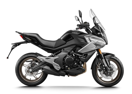 CF MOTO 700MT