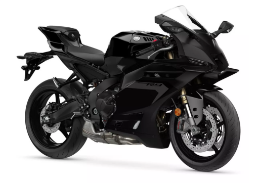 Yamaha R9